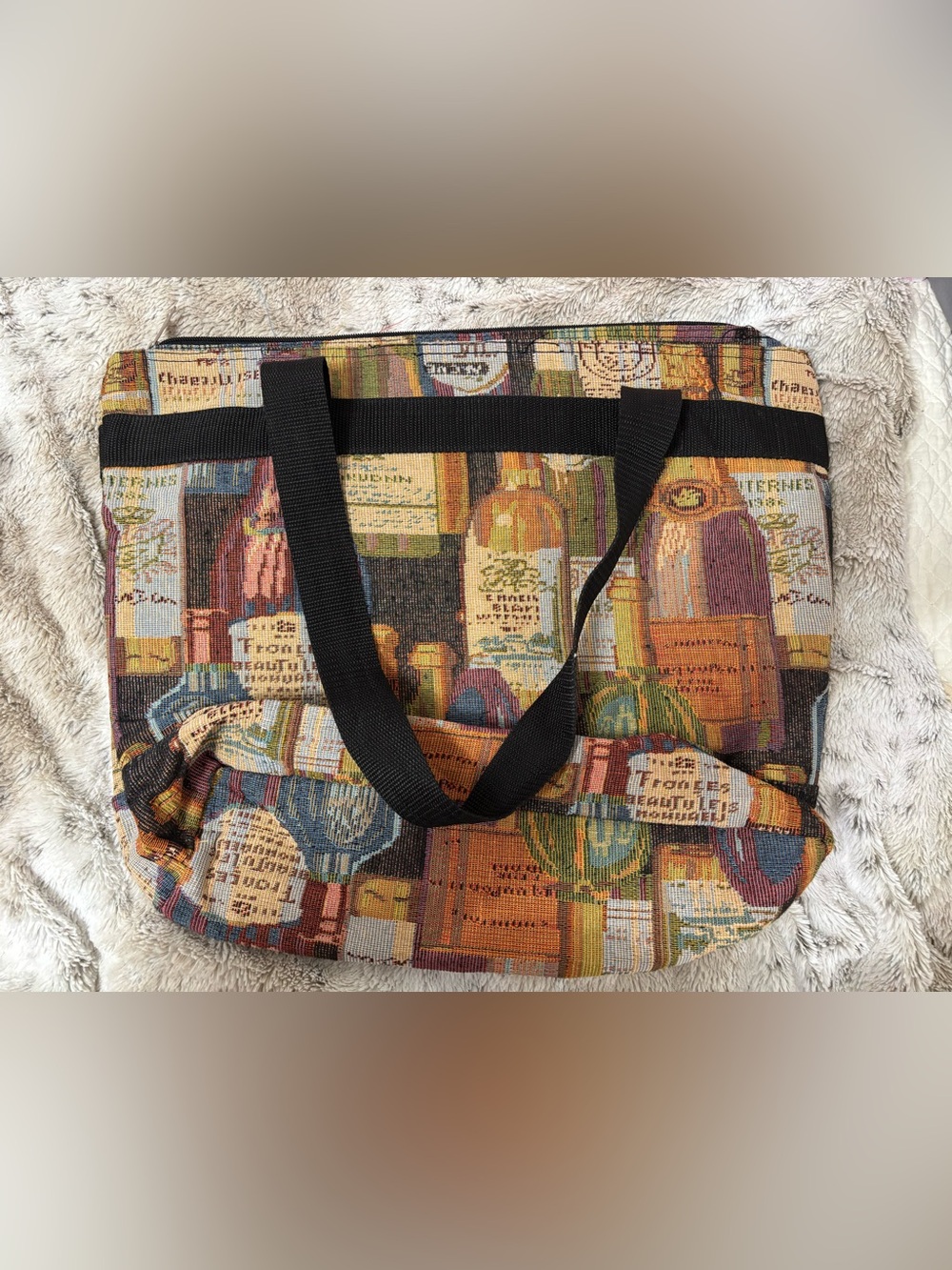 Bovano wine bottle tapestry bag - Picture 2 of 5